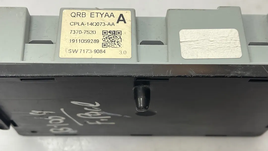 Rear Fuse Box - 2020 Jaguar F-Pace PRESTIGE