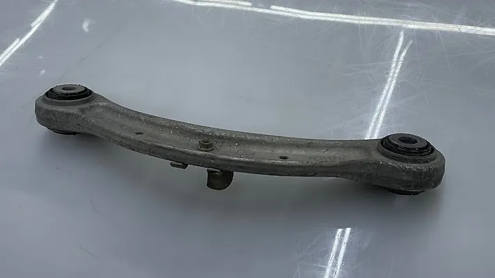 Lower arm (LH) - 2007 Audi Q7 