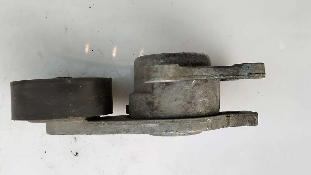 Belt tensioner - 2015 Ford Edge