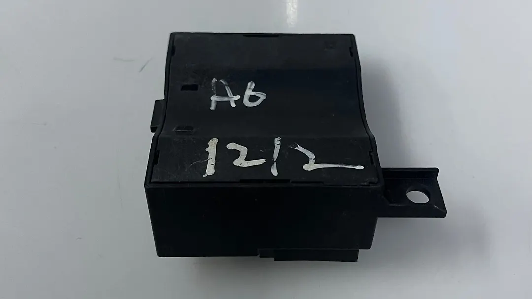 Steering Column Lock  - 2012 Audi A6