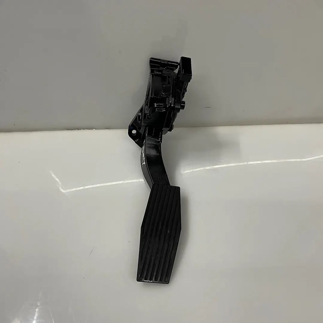 Accelerator pedal - 2014 Chevrolet Impala LTZ