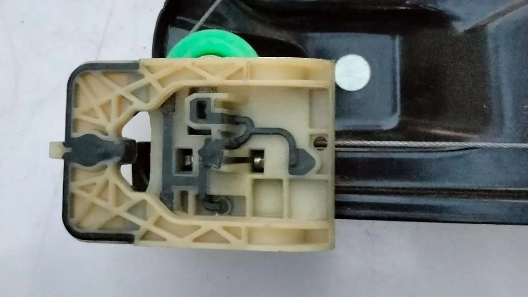 Door Motor (RHF) - 2017 Ford Fusion