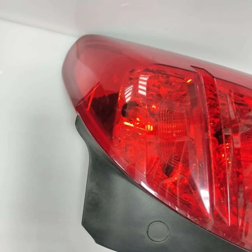 Tail Light (RH) - 2017 Chevrolet Trax