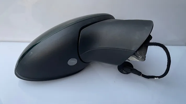 Side Mirror (RH) - 2013 Porsche Cayenne 