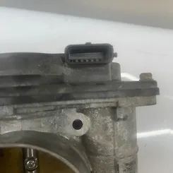 Throttle body - 2013 Nissan Pathfinder