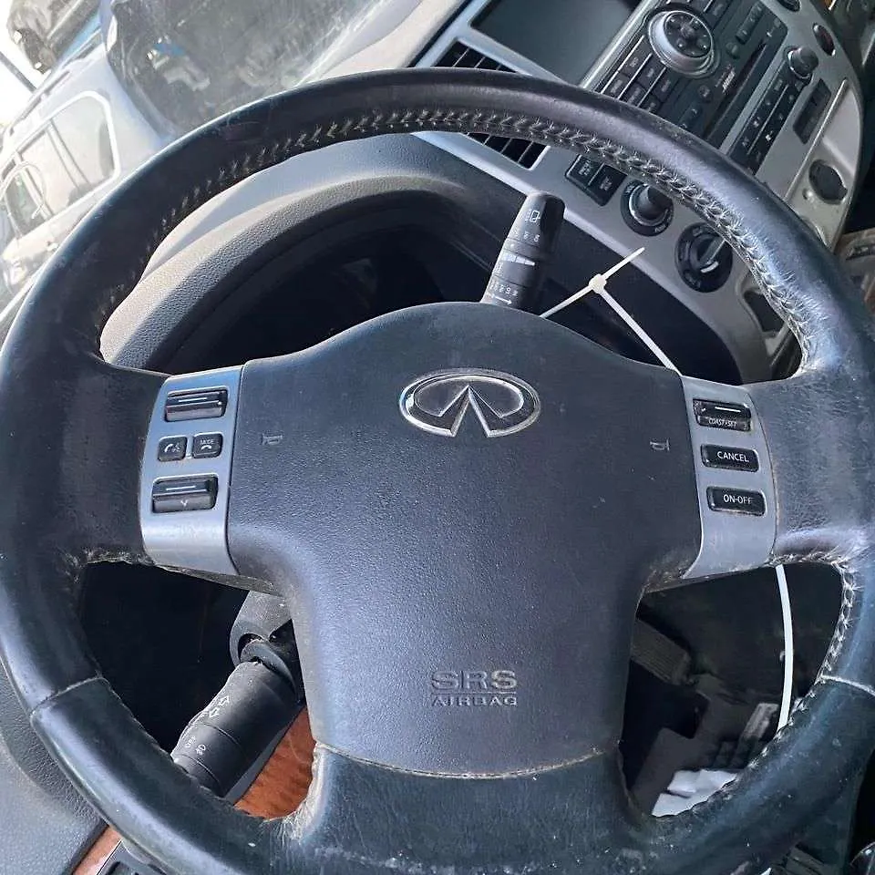 Steering wheel - 2010 Infiniti QX56 5.6i