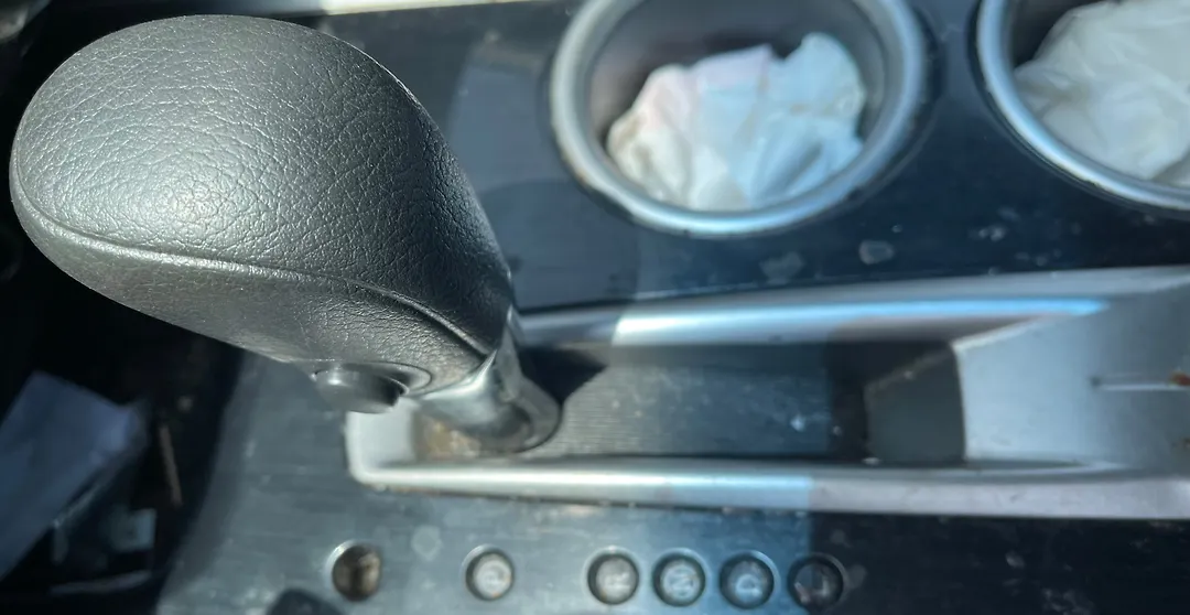 Gear Shift Knob(Automatic) - 2014 Nissan Pathfinder SE 3.5i