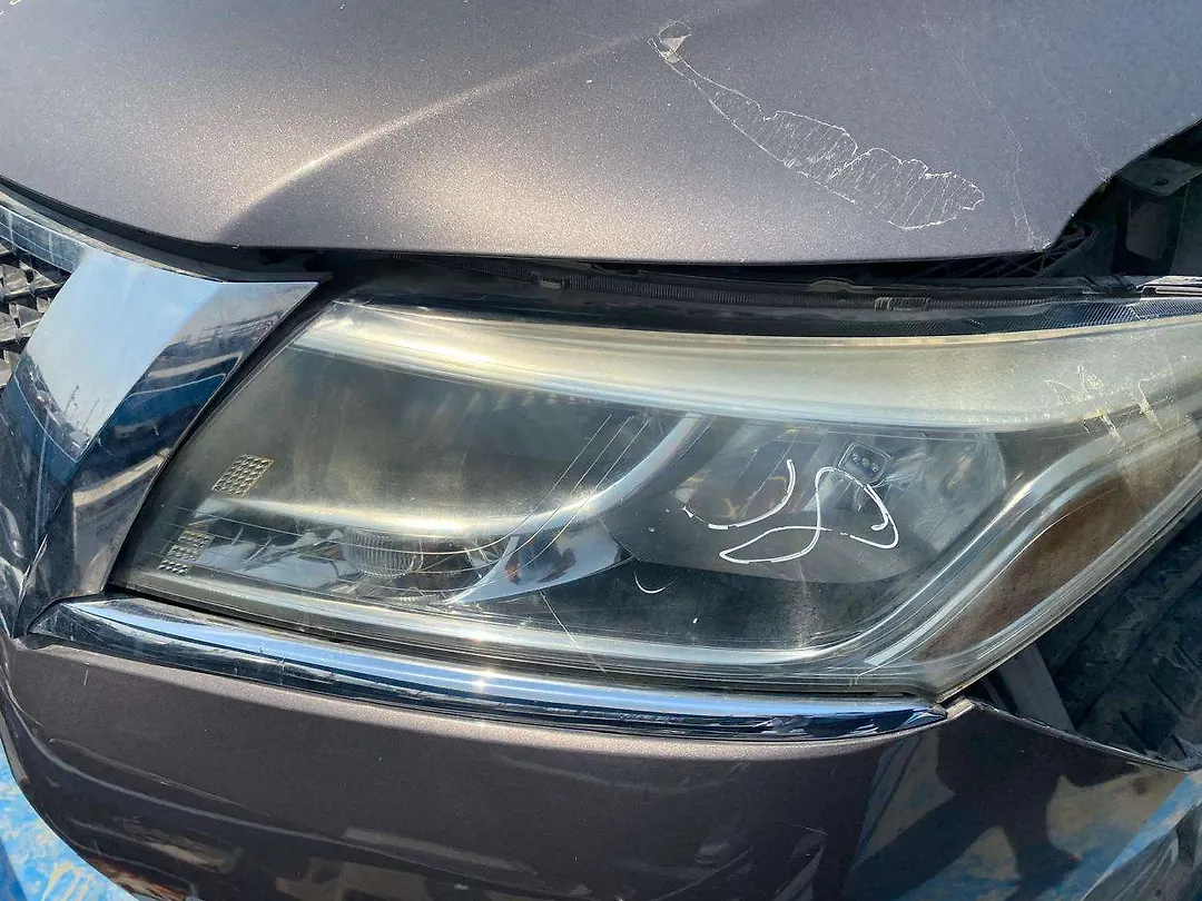 Headlight (LH) - 2013 Nissan Pathfinder