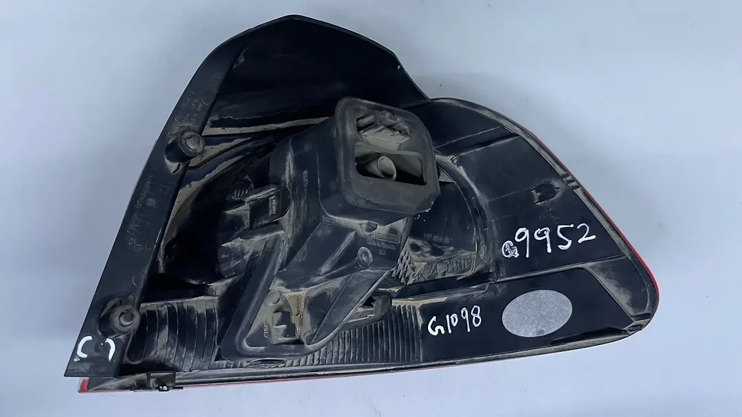 Tail Light (LH) - 2013 Volkswagen Golf