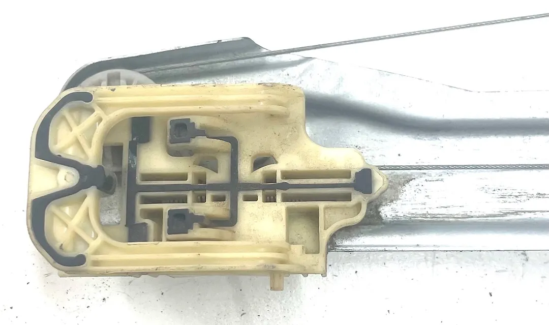 Door Motor (RHF) - 2021 Chevrolet Trailblazer RS AWD