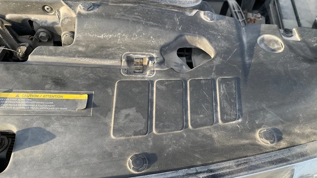 Radiator cover baffle - 2013 Nissan Pathfinder 3.5i