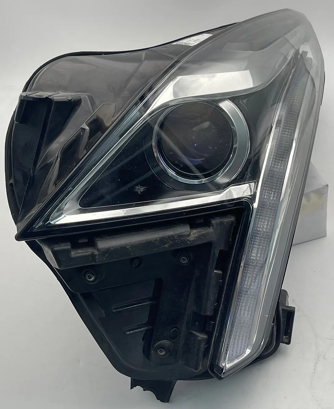 Headlight (LH) - 2017 Cadillac XT5 Luxury