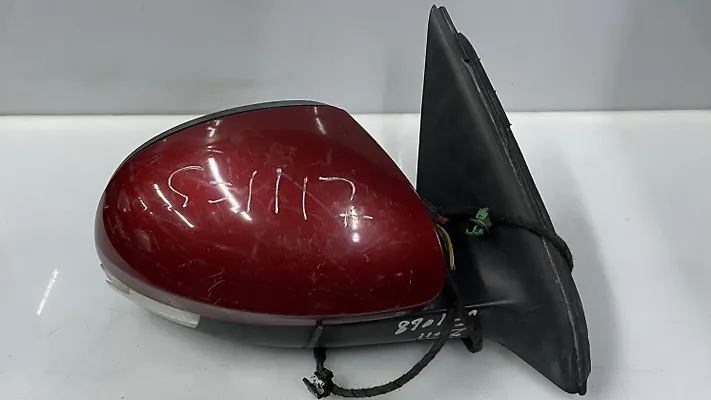 Side Mirror (RH) - 2011 Volkswagen Tiguan
