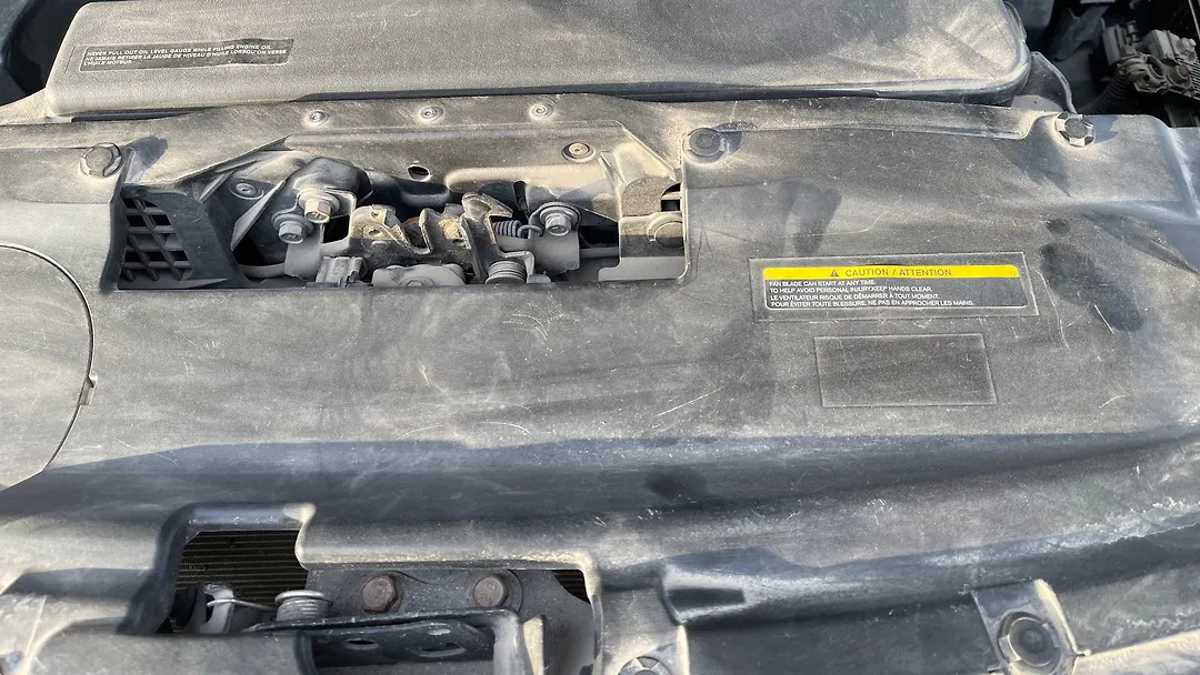 Radiator cover baffle - 2013 Infiniti JX35