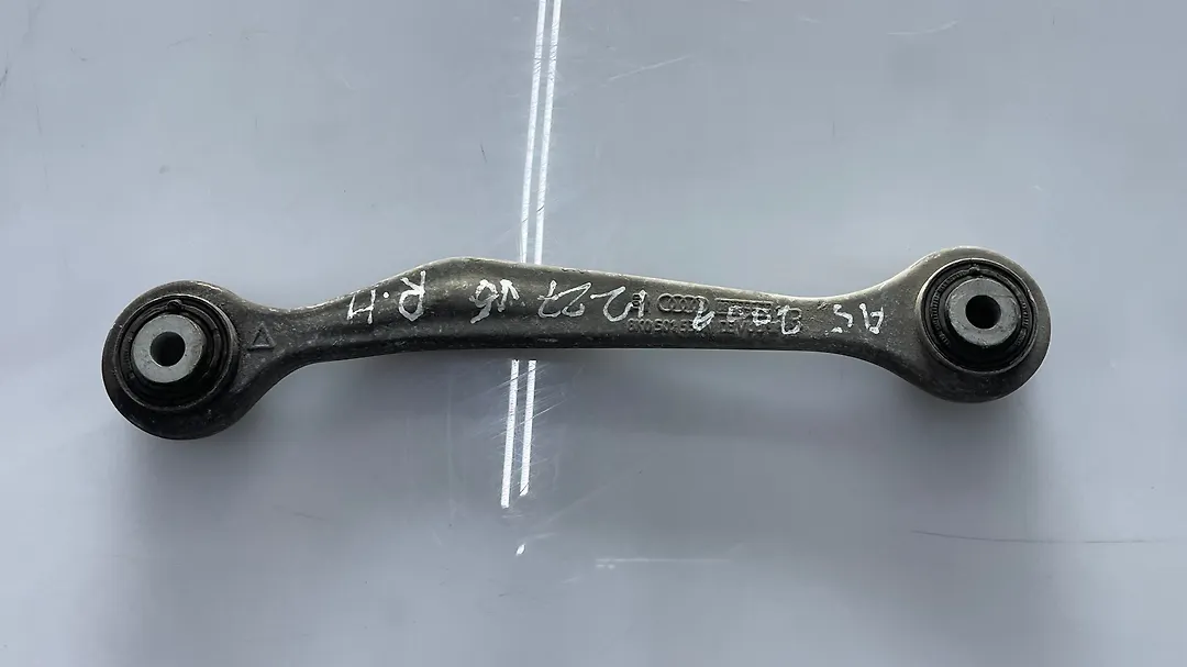 Upper arm (RH) - 2009 Audi A5