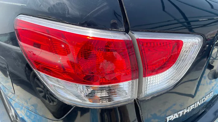 Tail Light (LH) - 2013 Nissan Pathfinder