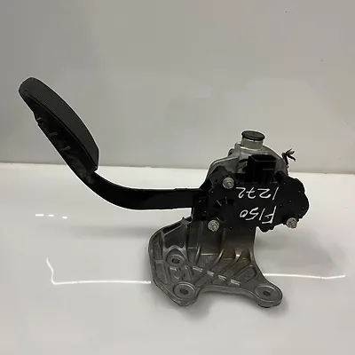 Accelerator pedal - 2006 Lincoln Mark LT