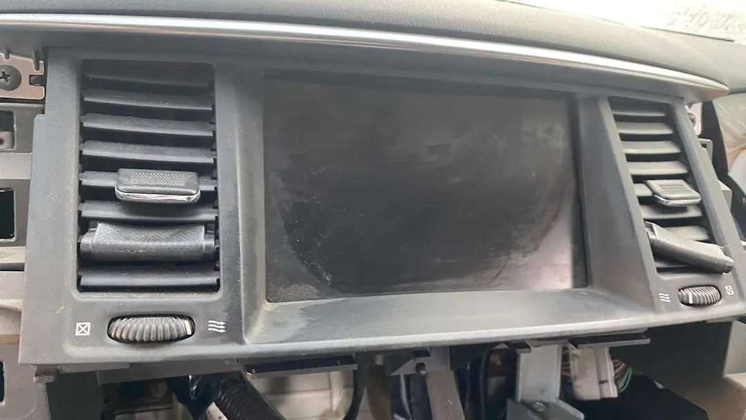 Info/GPS/TV Screen - 2012 Infiniti QX56