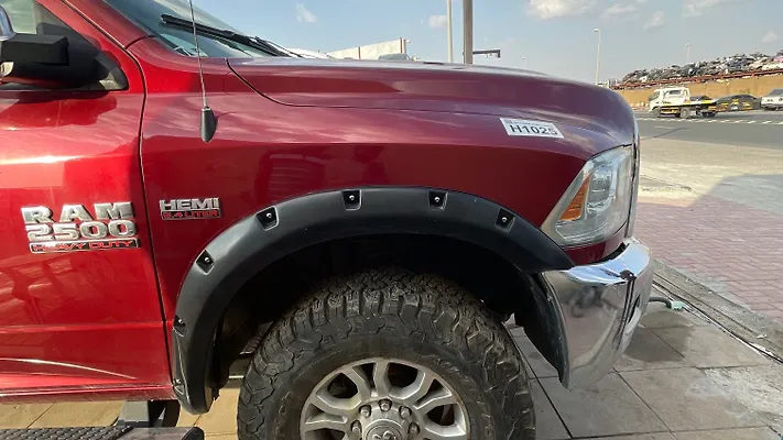 Fender (RHF) - 2015 RAM 2500 Laramie