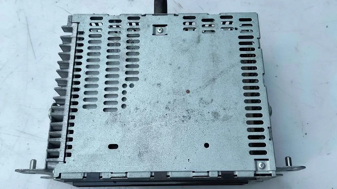 Audio CD Disc player  - 2012 Ford Explorer