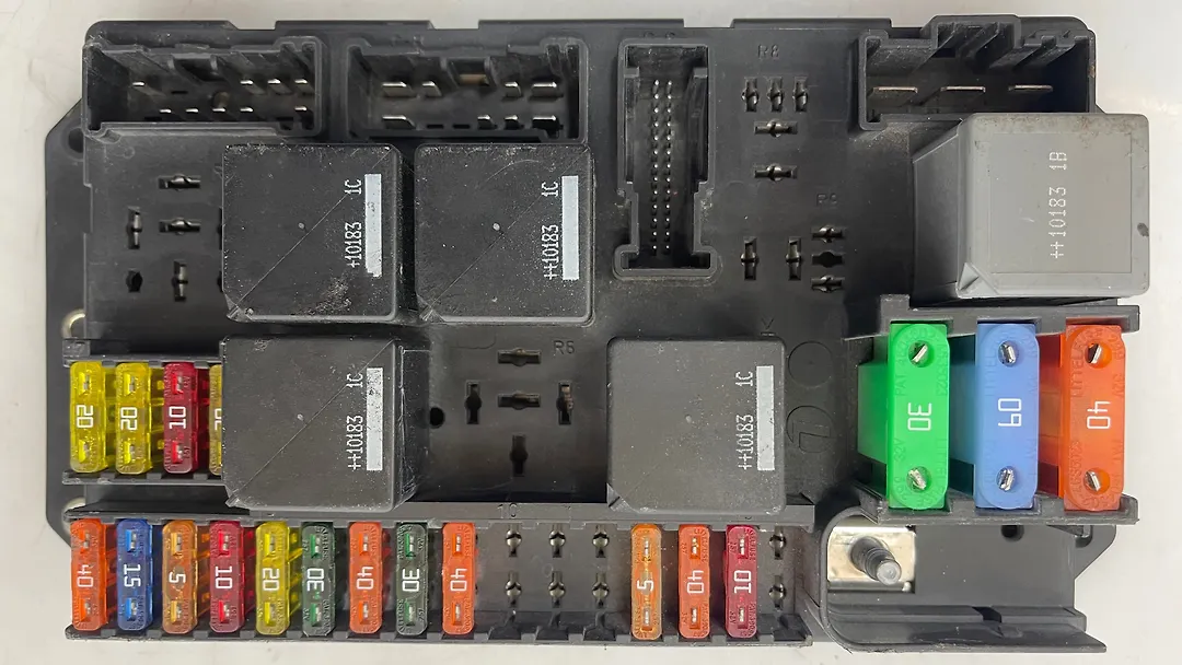 Rear Fuse Box - 2011 Jaguar XJ