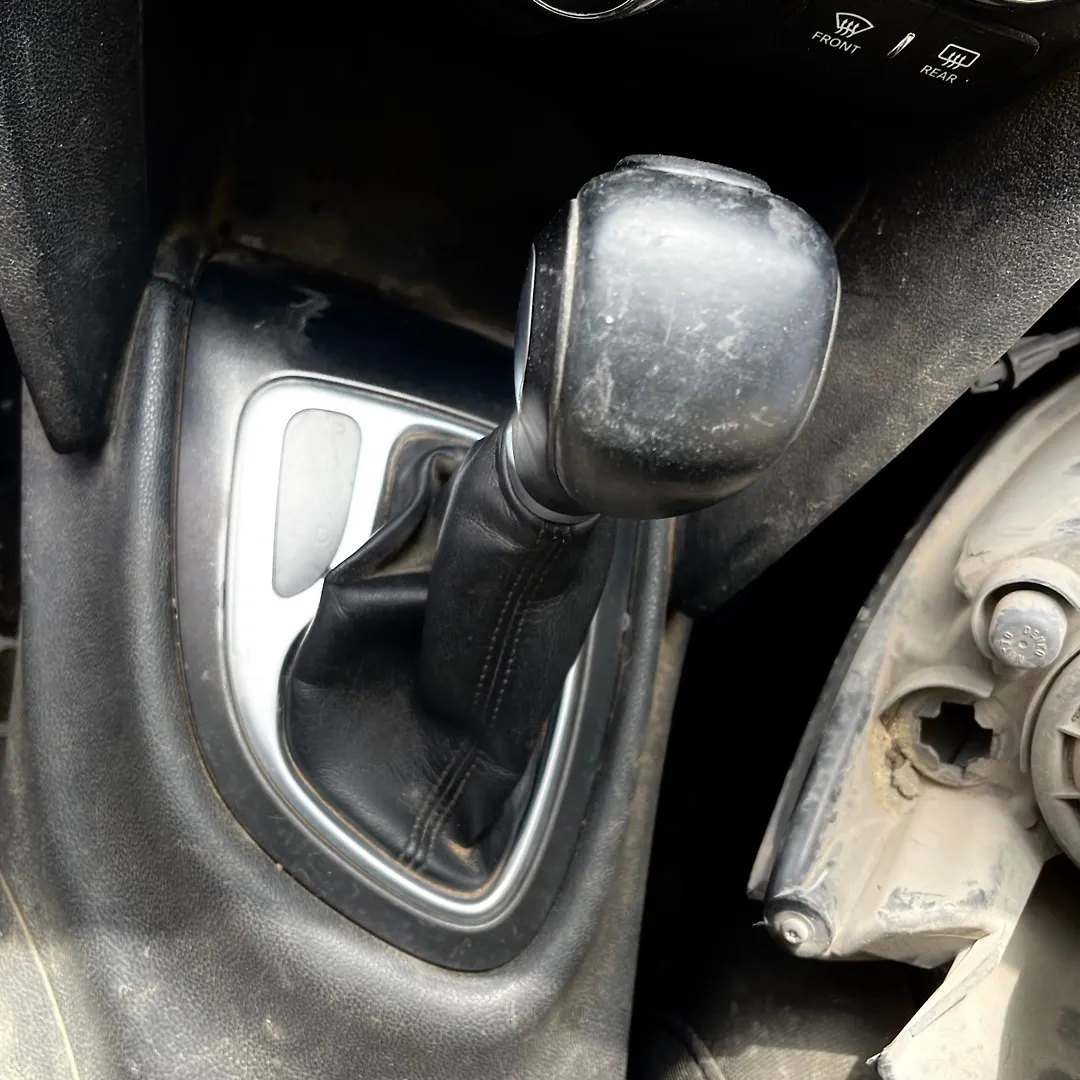 Gear Shift Knob(Automatic) - 2013 Dodge Dart