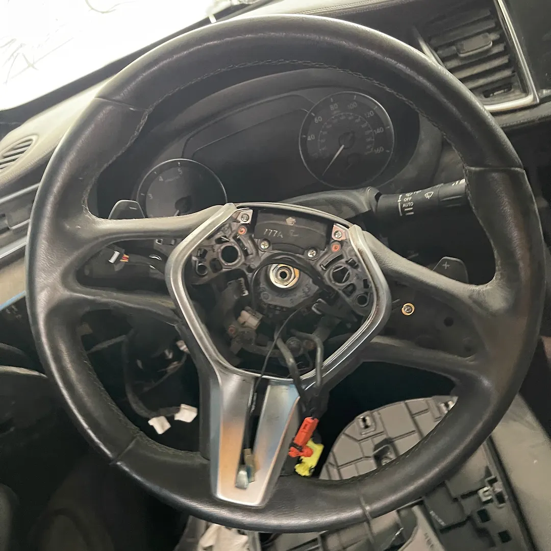 Steering wheel - 2018 Infiniti QX50 2.0 Turbo