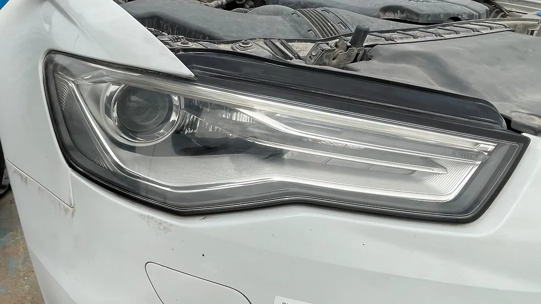 Headlight (RH) - 2016 Audi A6