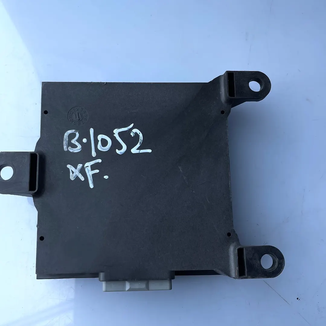 Battery converter unit module - 2015 Jaguar XF