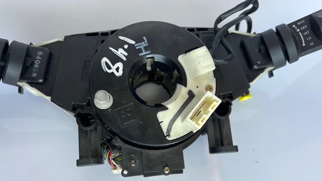 Steering Angle Sensor - 2006 Nissan Armada
