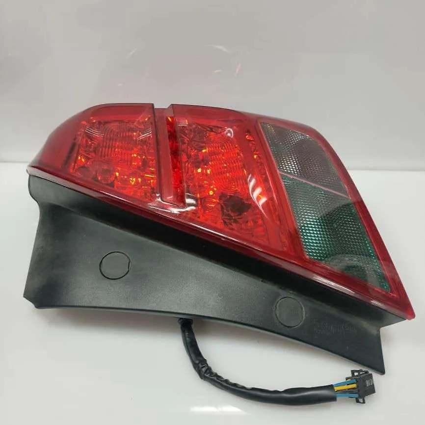Tail Light (RH) - 2017 Chevrolet Trax