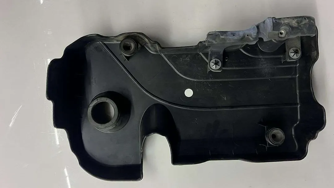 Engine cover - 2018 Chevrolet Equinox