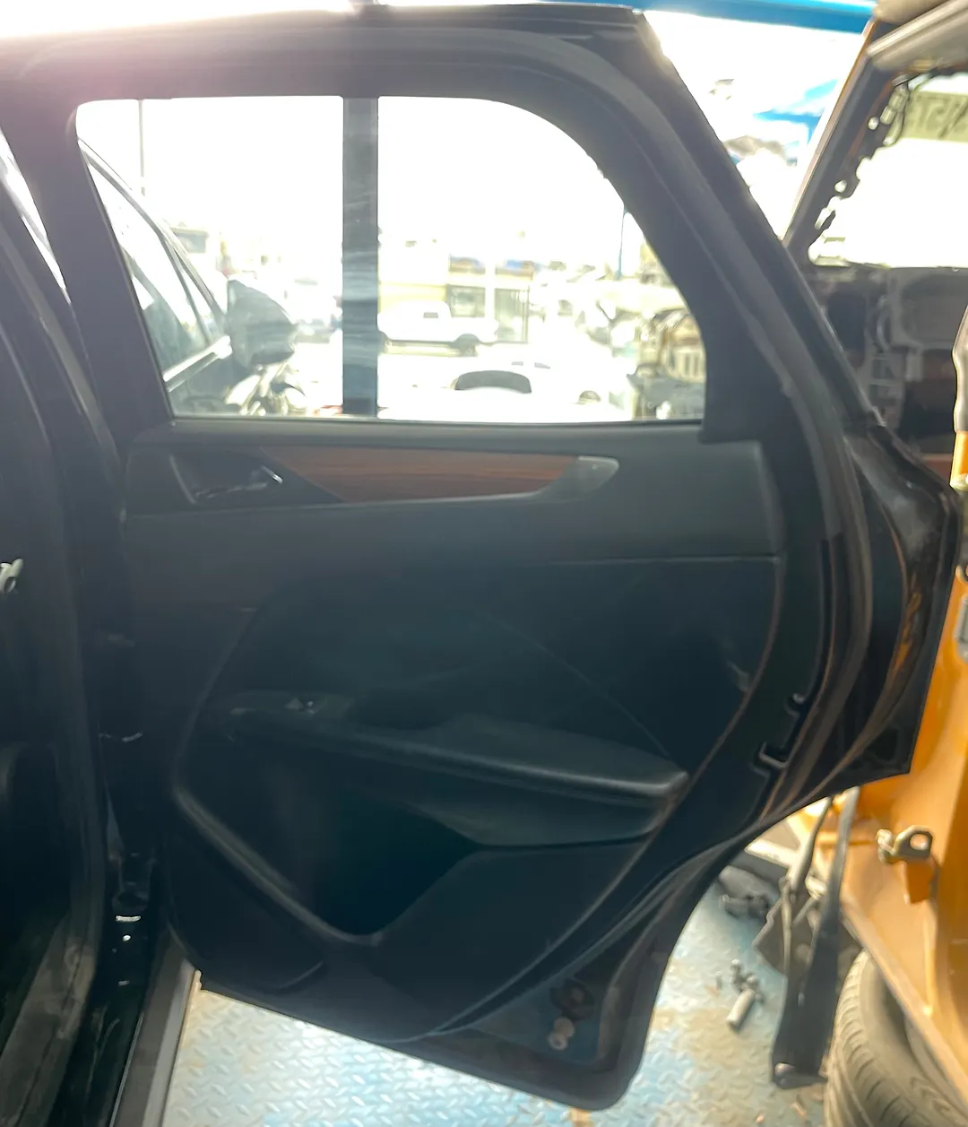 Door (RHB) - 2016 Lincoln MKC Reserve