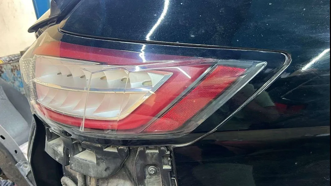 Tail Light (RH) - 2016 Ford Edge