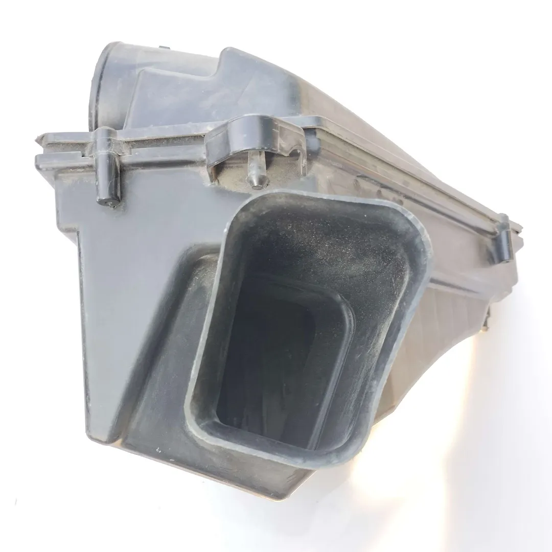 Air cleaner box - 2013 Cadillac ATS