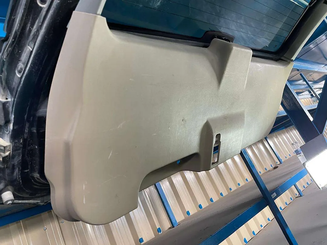 Trunk/hatch/tailgate - 2010 Nissan Armada