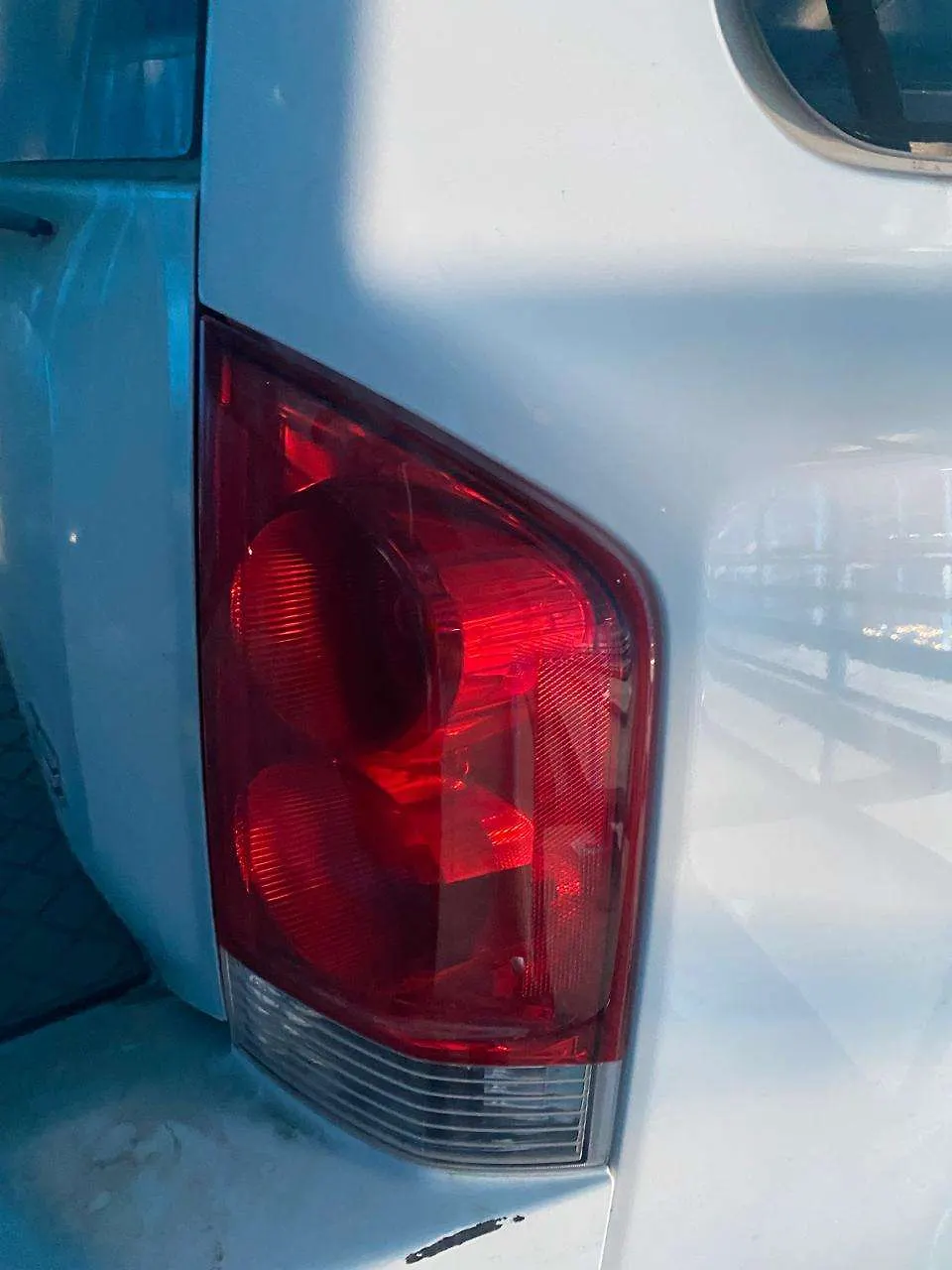 Tail Light (RH) - 2012 Nissan Armada