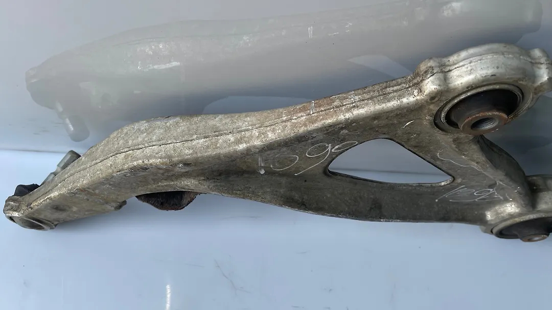 Lower arm (RH) - 2016 Infiniti QX60