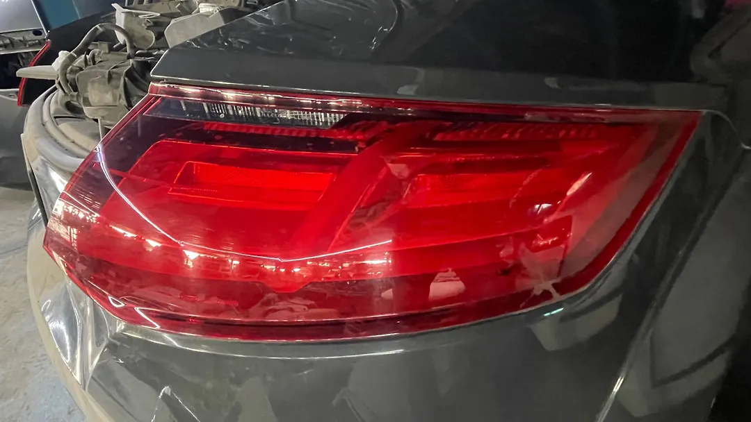 Tail Light (RH) - 2020 Audi TT Quattro