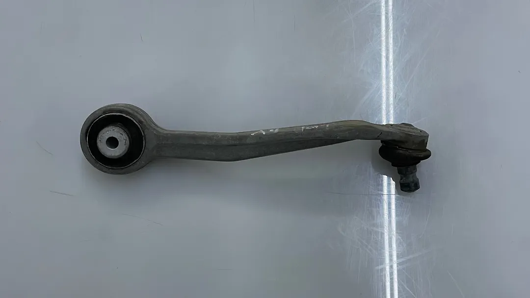Upper arm (RH) - 2008 Audi A4