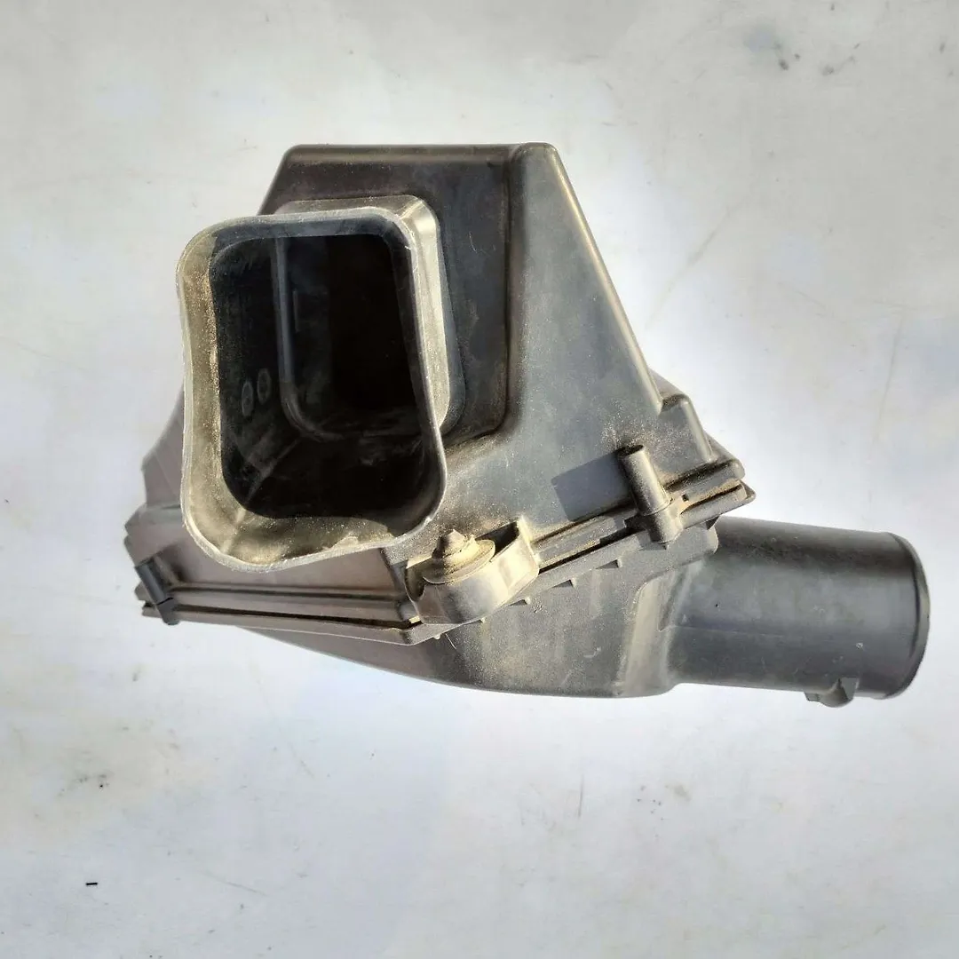Air cleaner box - 2014 Cadillac CTS
