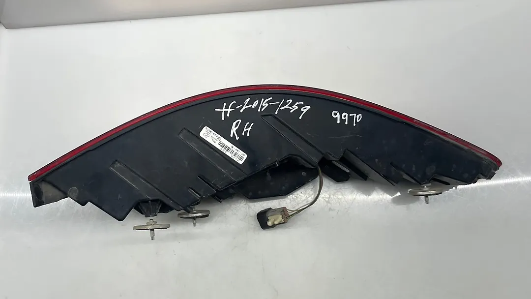 Tail Light (RH) - 2013 Jaguar XF