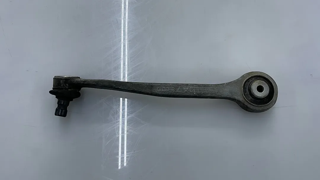 Upper arm (RH) - 2013 Audi A6