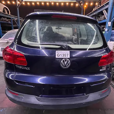 Trunk/hatch/tailgate - 2016 Volkswagen Tiguan