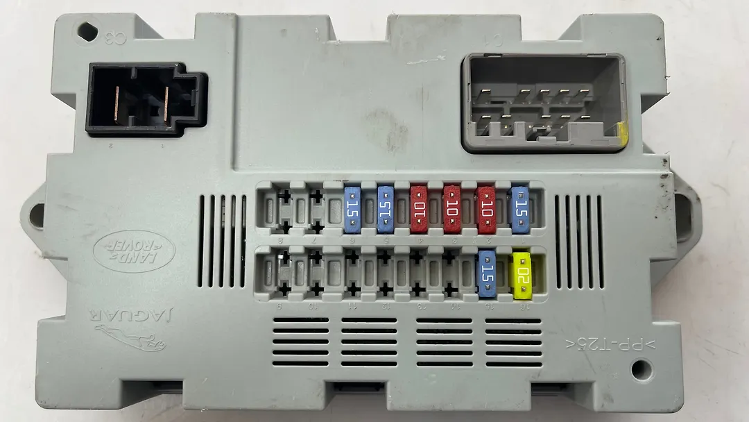 Rear Fuse Box - 2017 Jaguar XE