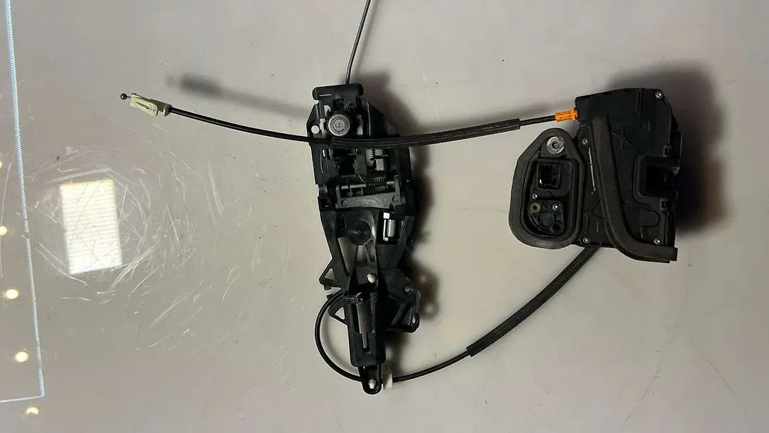 DOOR LOCK(LHF) - 2018 GMC Terrain