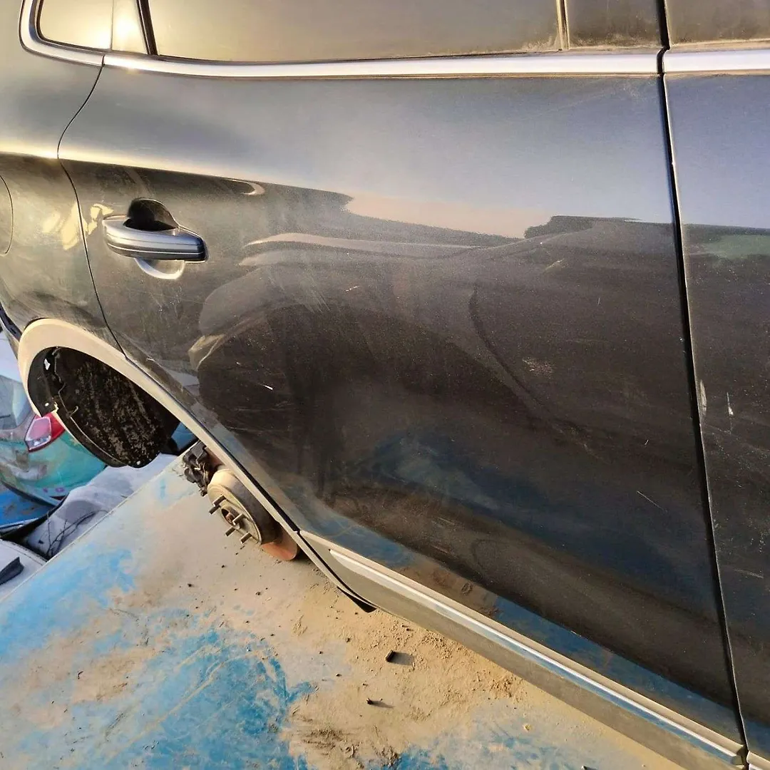 Door (RHB) - 2015 Lincoln MKC