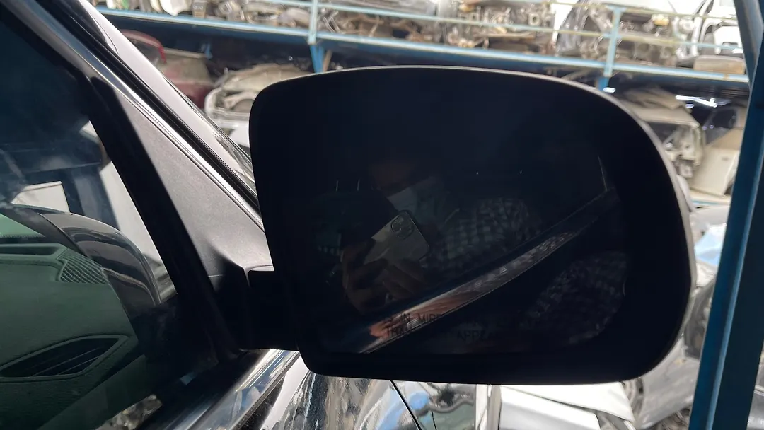 Side Mirror (RH) - 2019 Jeep Cherokee