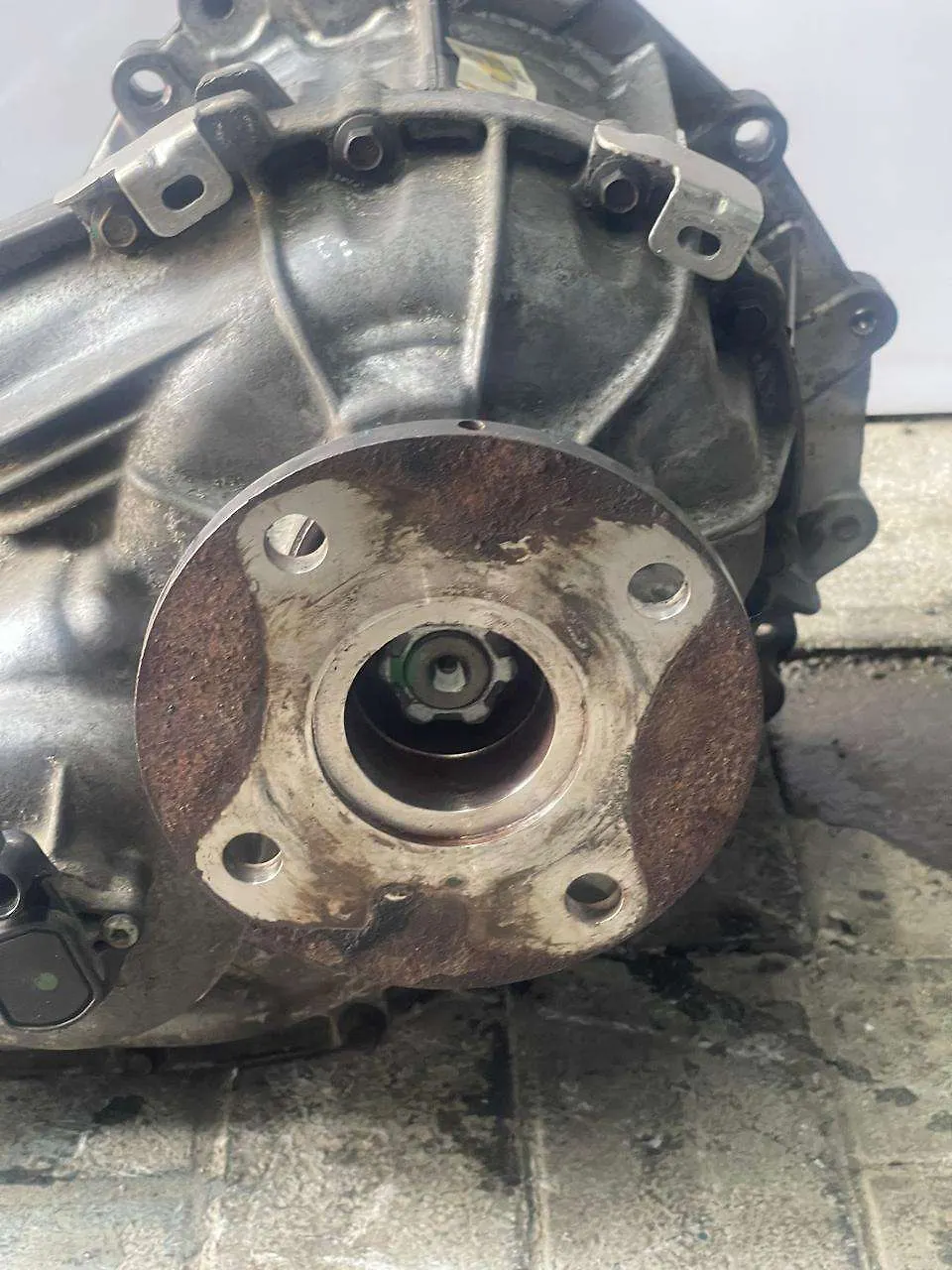 Differential case - 2017 Nissan Titan