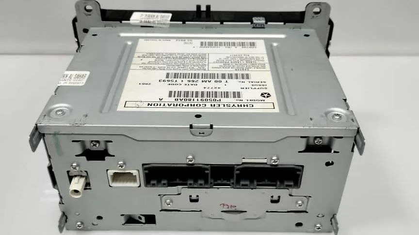 Info-gps-tv screen - 2012 Jeep GRAND CHEROOKE